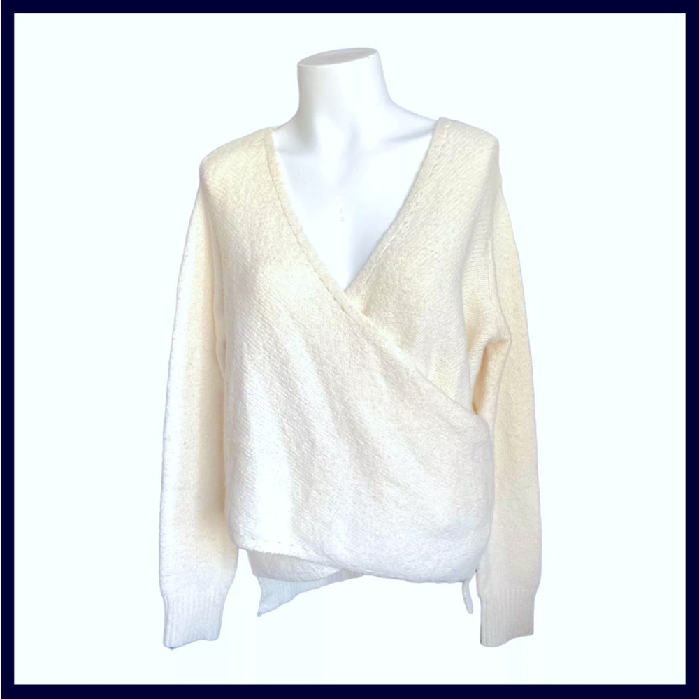 NWT Heartloom V Neck Pullover Sweater Long Sleeve Ribbed Solid Beige Size M